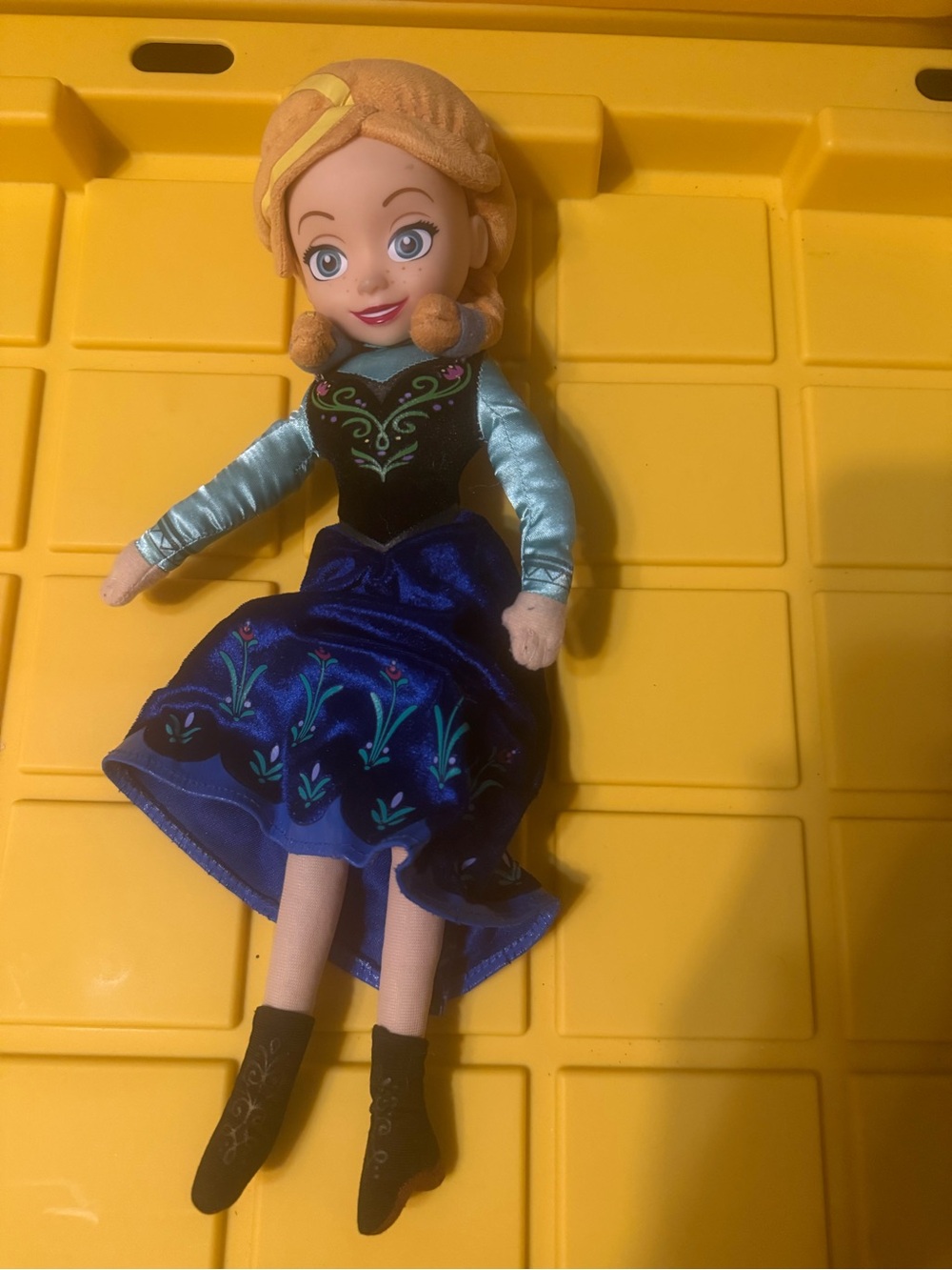 Anna-Frozen Princess Doll for Kids - Picture 2 of 4